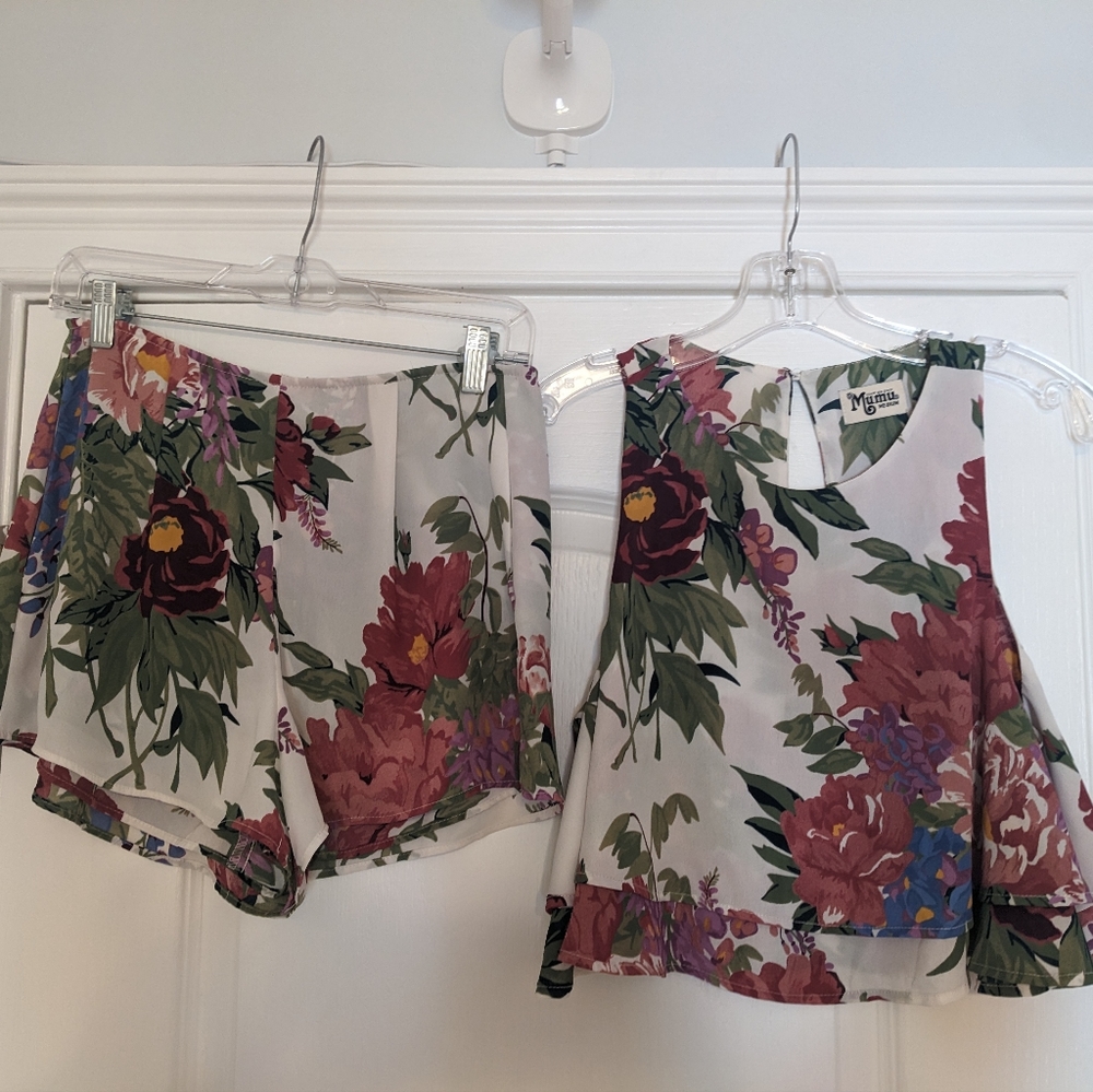 Show Me Your Mumu set